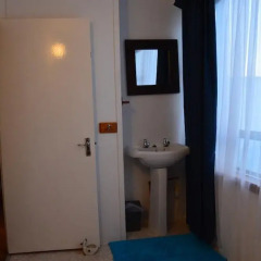 Отель Fisherhaven Traveller's Lodge ванная