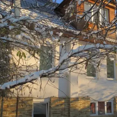 Гостиница Holiday Park on Listopadnaya в Красной Поляне отзывы, цены и фото номеров - забронировать гостиницу Holiday Park on Listopadnaya онлайн Красная Поляна