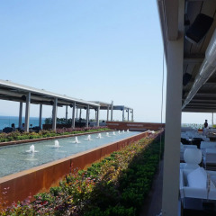 Crowne Plaza Istanbul Florya Турция, Стамбул - 3 отзыва об отеле, цены и фото номеров - забронировать отель Crowne Plaza Istanbul Florya онлайн бассейн фото 2
