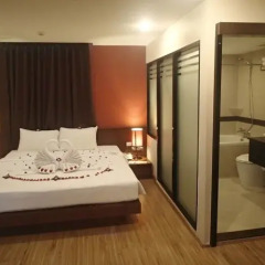 Отель PGS Hotels Patong 3* Люкс с различными типами кроватей фото 2