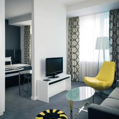 Отель Vienna House Andel´s Berlin 4* Полулюкс