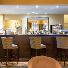 Отель Hilton London Euston гостиничный бар