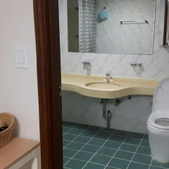 Отель Enough Guesthouse ванная фото 2