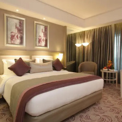 Отель Radisson Hyderabad Hitec City 4* Улучшенный номер с различными типами кроватей