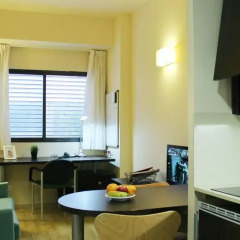 Отель Residencia Universitaria Erasmo 3* Студия Делюкс с различными типами кроватей фото 6