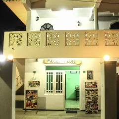Отель Winston Beach Guest House Номер Делюкс с различными типами кроватей фото 2