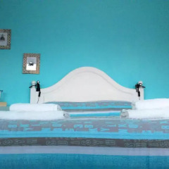 Отель Surf & Guest Lorena"s House комната для гостей