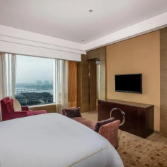 Отель Crowne Plaza Nanjing Jiangning 4* Улучшенный номер с различными типами кроватей фото 4