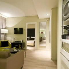 Отель B-aparthotel Grand Place 3* Представительский номер с различными типами кроватей фото 4