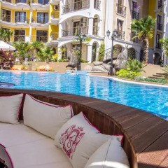 Отель Harmony Suites Monte Carlo Болгария, Солнечный берег - 1 отзыв об отеле, цены и фото номеров - забронировать отель Harmony Suites Monte Carlo онлайн бассейн фото 3
