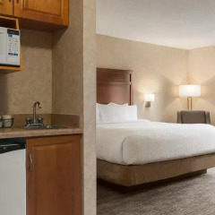 Отель Days Inn & Suites by Wyndham Brooks 2* Стандартный номер с различными типами кроватей фото 4