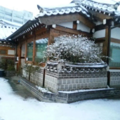 Отель Bukchon Sarangchae Hanok Guesthouse Южная Корея, Сеул - отзывы, цены и фото номеров - забронировать отель Bukchon Sarangchae Hanok Guesthouse онлайн фото 2