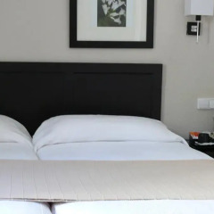 Отель Hostal Jakiton Стандартный номер с 2 отдельными кроватями фото 5