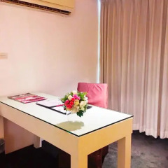 I Residence Hotel Silom 3* Номер Делюкс с различными типами кроватей фото 25