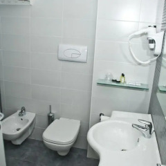 Hotel 4 Strade Ортона ванная фото 2