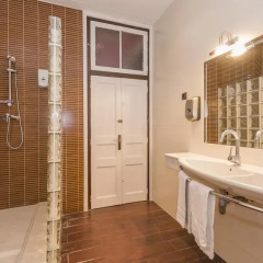 Отель Hostal Girona 2* Номер с общей ванной комнатой фото 6
