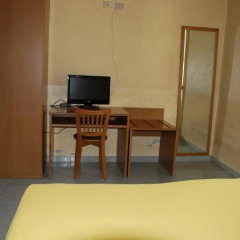Hostel Verona Стандартный номер с двуспальной кроватью фото 4