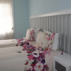 Отель Grande Oceano Guest House 3* Стандартный номер с двуспальной кроватью (общая ванная комната) фото 4