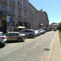 Гостиница Prospekt Shevchenka парковка