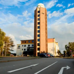 Отель DJH Jugendherberge Warnemünde парковка