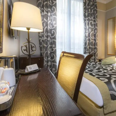 Отель Hôtel Du Bois Champs-Elysées 3* Стандартный номер с различными типами кроватей фото 3