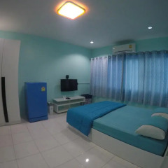 Отель Best Rent a Room Номер Делюкс разные типы кроватей фото 6