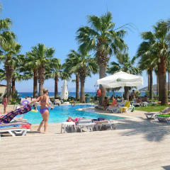 My Marina Select Hotel бассейн фото 2