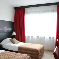 Bastion Hotel Vlaardingen 4* Номер Делюкс с различными типами кроватей