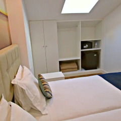Апартаменты Lisbon City Apartments & Suites сейф в номере