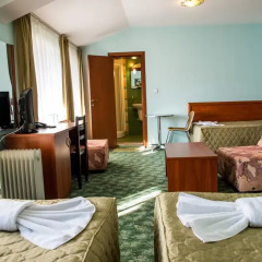 Bariakov Hotel 3* Стандартный семейный номер с двуспальной кроватью фото 25
