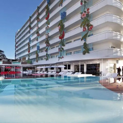 Ushuaia Ibiza Beach Hotel - Adults Only 5* Улучшенный номер с различными типами кроватей
