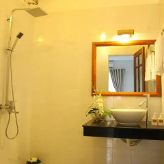 Отель Charming Homestay 3* Улучшенный номер с различными типами кроватей фото 8