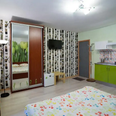 Гостиница 12 Месяцев 3* Стандартный семейный номер разные типы кроватей фото 8