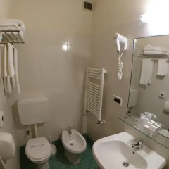 Hotel Dock Milano 3* Стандартный номер с двуспальной кроватью фото 21