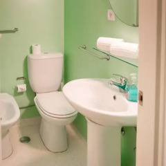 Hotel Leiria Classic - Hostel Стандартный семейный номер разные типы кроватей фото 8