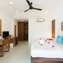 Отель Bay View Resort - Phi Phi Island 3* Улучшенная вилла с различными типами кроватей фото 18
