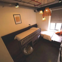 Chao Hostel Стандартный номер с 2 отдельными кроватями фото 7