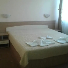 Family Hotel Relax Стандартный номер с различными типами кроватей фото 4