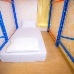 Отель Glur Bangkok Стандартный номер двухъярусная кровать фото 9