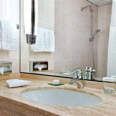 Отель Hilton Munich City 4* Стандартный номер с различными типами кроватей фото 6