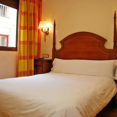 Отель Hostal Victoria I Стандартный номер с двуспальной кроватью фото 3