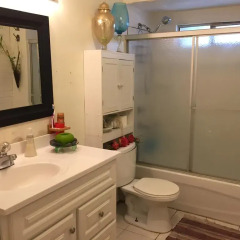 Отель Oakridge Home Канада, Ванкувер - отзывы, цены и фото номеров - забронировать отель Oakridge Home онлайн ванная фото 2