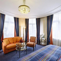 Отель Schweizerhof Zürich 4* Номер Делюкс с различными типами кроватей