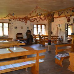 Гостиница Милитари-усадьба Grün Hof Украина, Поляна - отзывы, цены и фото номеров - забронировать гостиницу Милитари-усадьба Grün Hof онлайн интерьер отеля фото 2