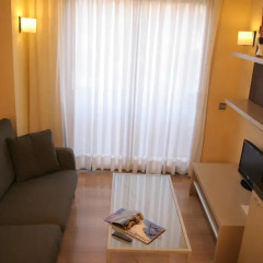 Отель Apartaments Suites Independencia Испания, Барселона - 2 отзыва об отеле, цены и фото номеров - забронировать отель Apartaments Suites Independencia онлайн комната для гостей фото 4