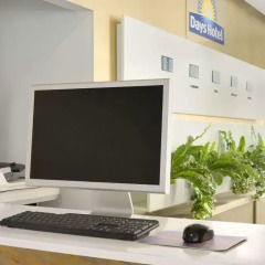 Отель Rija VEF Hotel Латвия, Рига - - забронировать отель Rija VEF Hotel, цены и фото номеров интерьер отеля