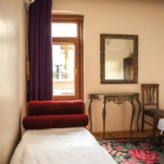Chambers Of The Boheme - Hostel Стандартный номер с различными типами кроватей фото 4