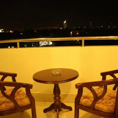 Отель Cnr House 4* Стандартный номер