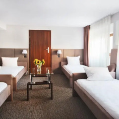Отель Hotelik pod Dębami Польша, Вроцлав - отзывы, цены и фото номеров - забронировать отель Hotelik pod Dębami онлайн комната для гостей фото 4