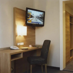Hotel Jedermann 2* Улучшенный номер с различными типами кроватей фото 13